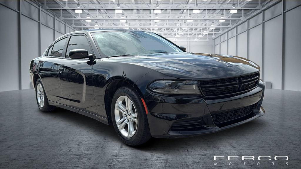 Used 2022 Dodge Charger SXT w/ Leather Interior Group RWD image 7