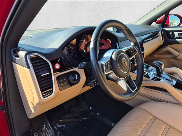 Used 2023 Porsche Cayenne Coupe AWD/4WD image 10