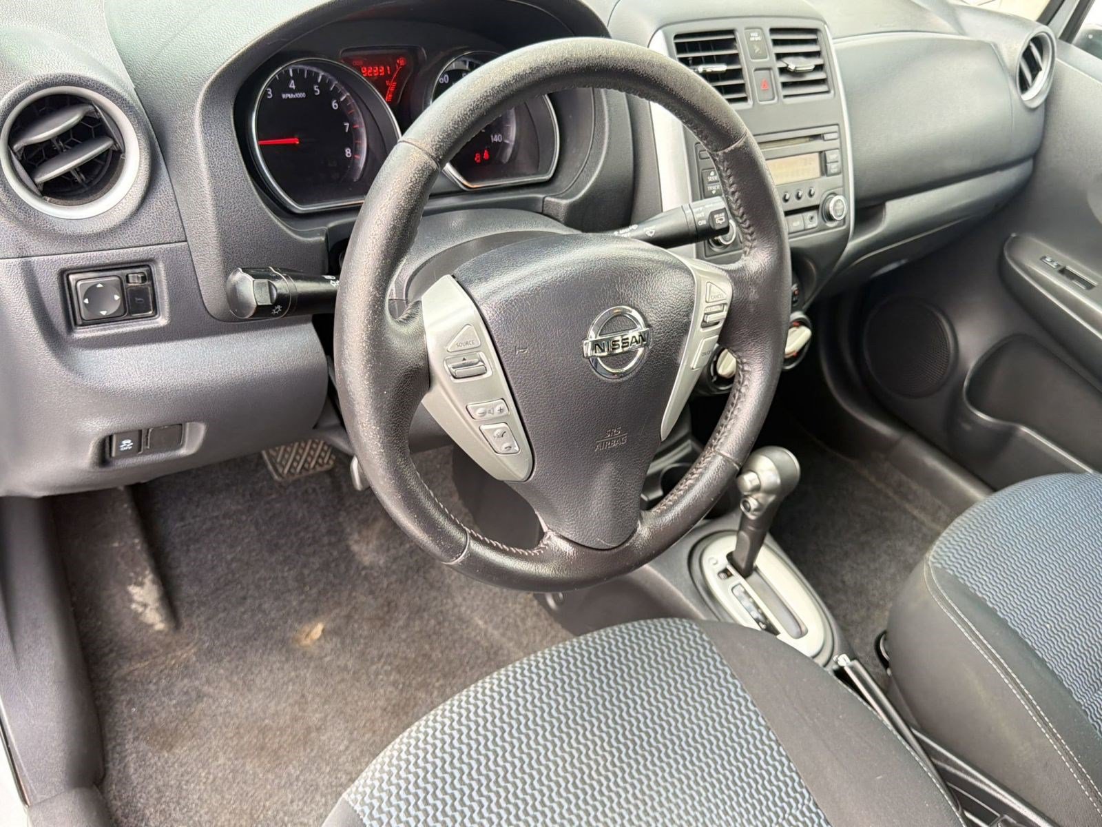 Used 2014 Nissan Versa Note SV FWD image 4