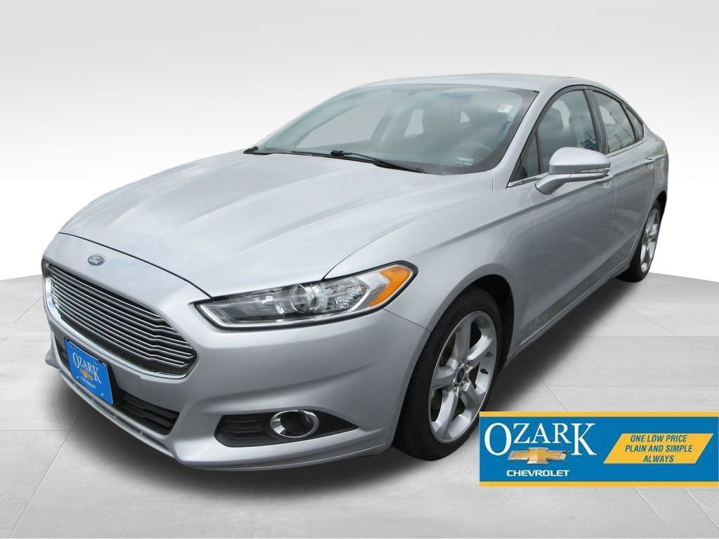 Used 2016 Ford Fusion SE w/ Equipment Group 201A image 1