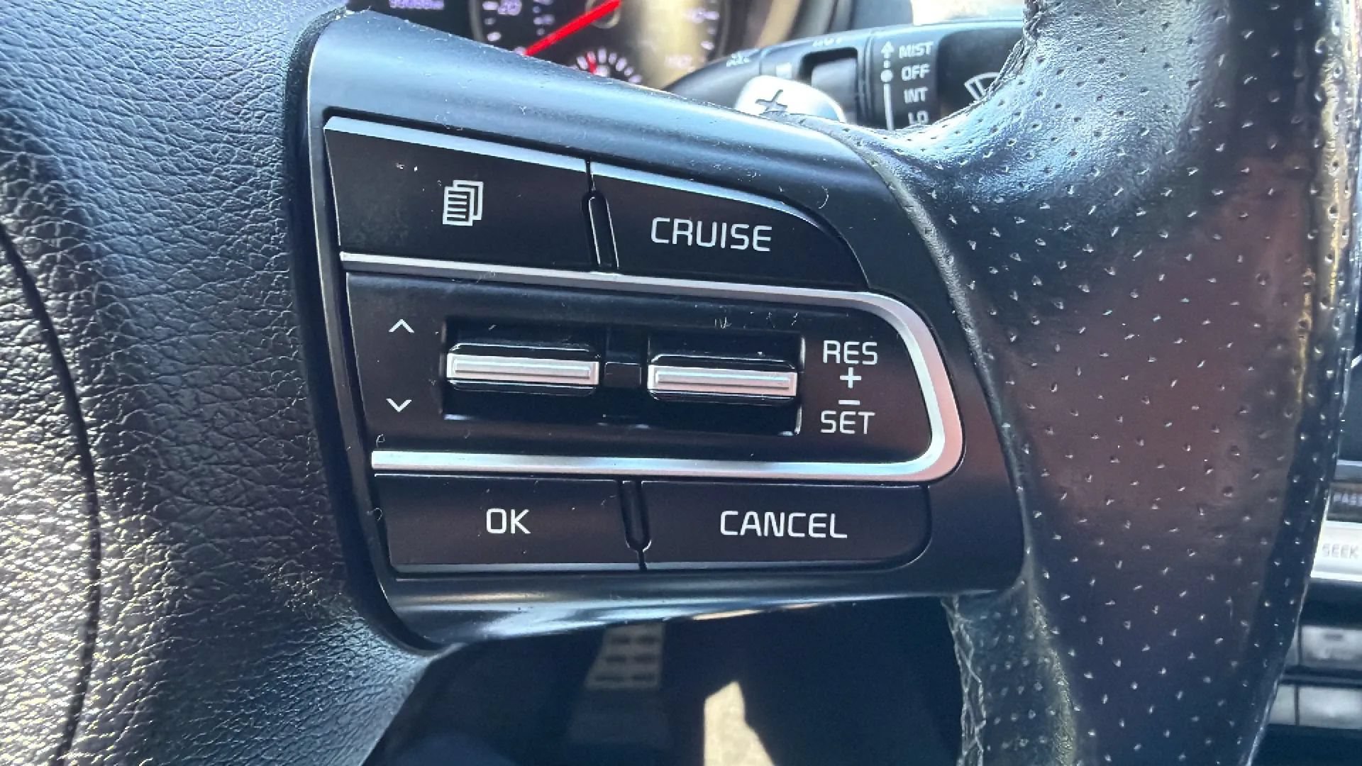 Used 2021 Kia Stinger GT-Line AWD/4WD image 11