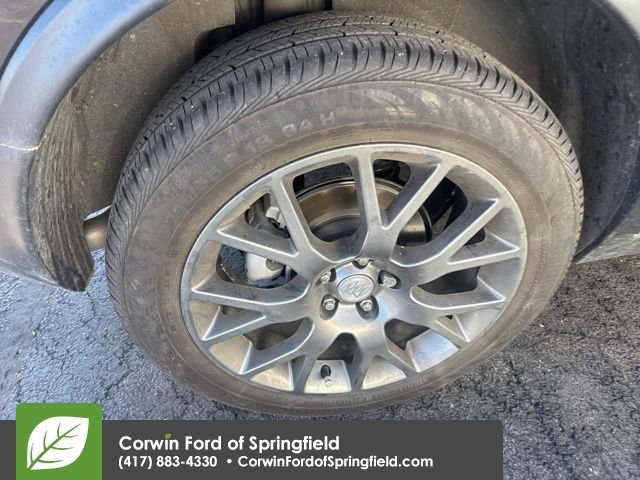 Used 2018 Buick Encore Sport Touring image 9