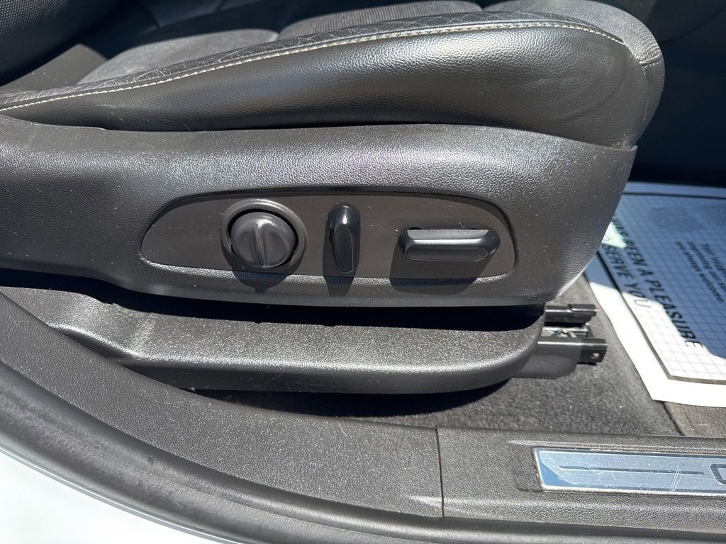Used 2018 GMC Acadia SLT AWD/4WD image 15
