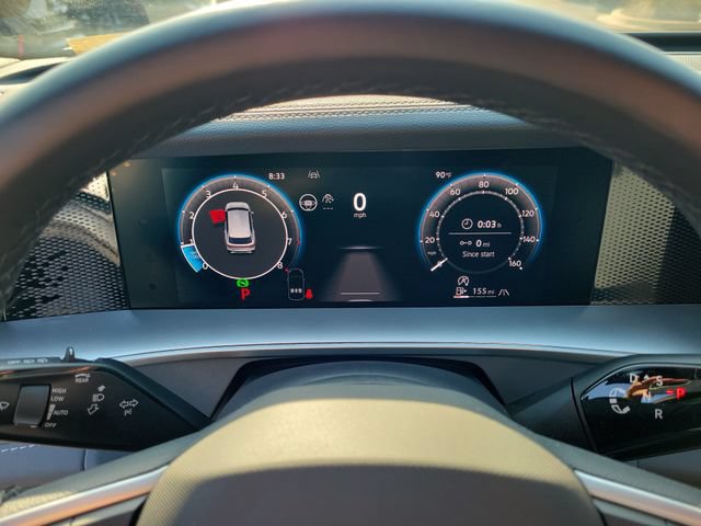 Certified 2025 Volkswagen Tiguan SE R-Line AWD/4WD image 24