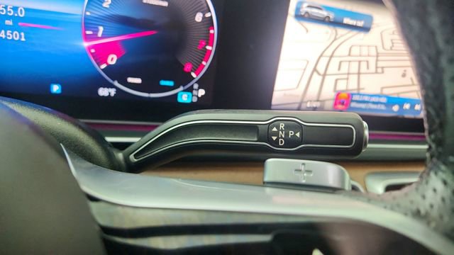 Used 2025 Mercedes-Benz GLS 450 4MATIC image 50