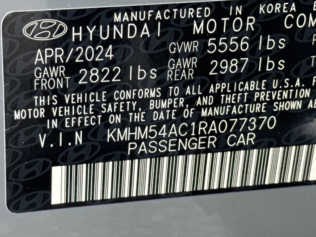 Used 2024 Hyundai Ioniq 6 Limited image 35