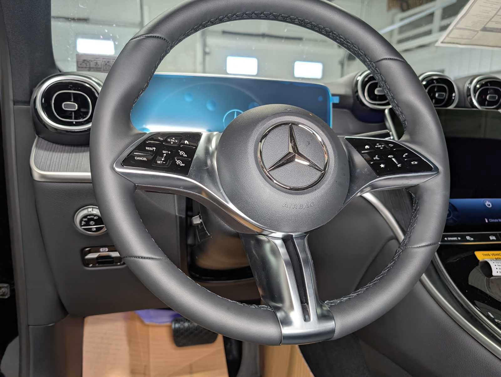 New 2026 Mercedes-Benz GLC 300 4MATIC image 29