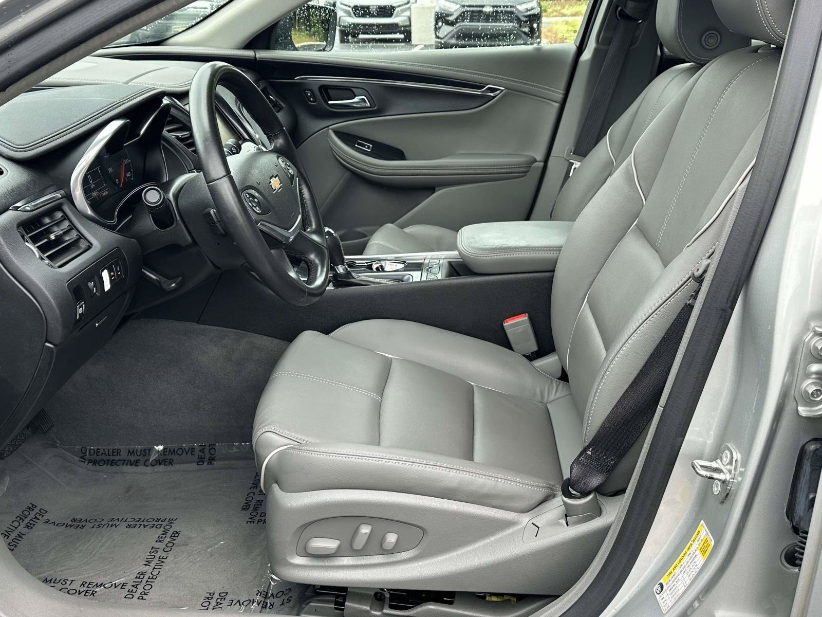 Used 2016 Chevrolet Impala LTZ FWD image 4