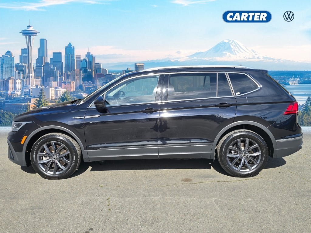Used 2022 Volkswagen Tiguan SE w/ Panoramic Sunroof Package AWD/4WD image 6