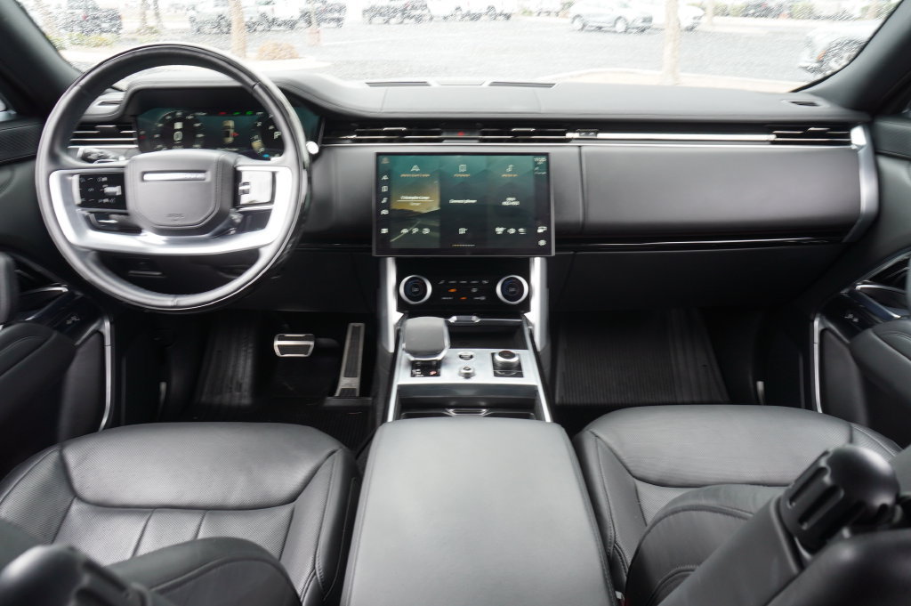 Used 2023 Land Rover Range Rover SE AWD/4WD image 12