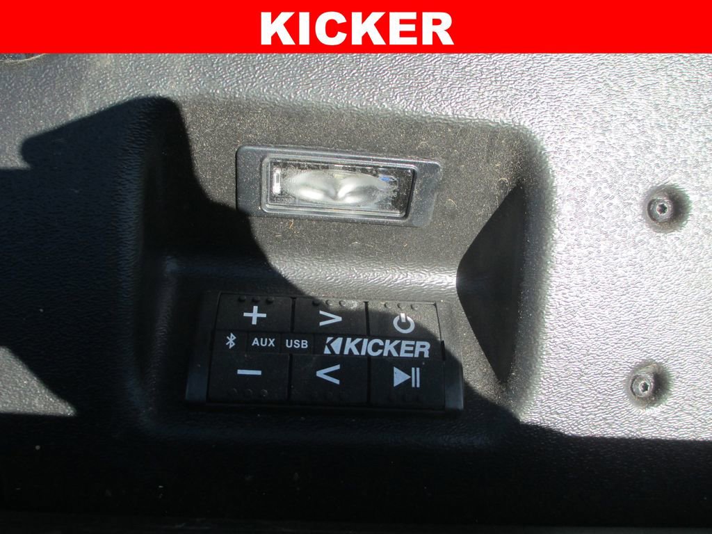 Used 2022 GMC Sierra 1500 AT4 w/ AT4 Premium Package AWD/4WD image 17