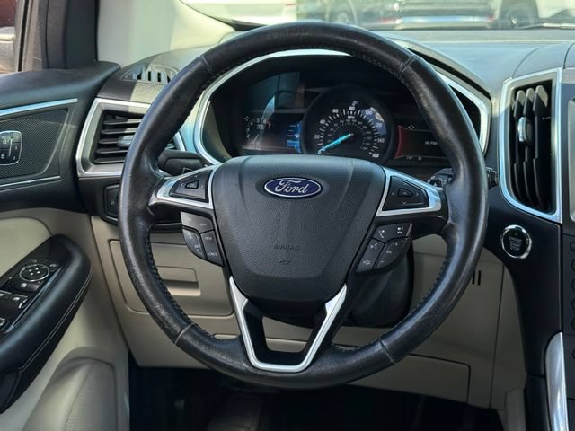 Used 2015 Ford Edge Titanium AWD/4WD image 6