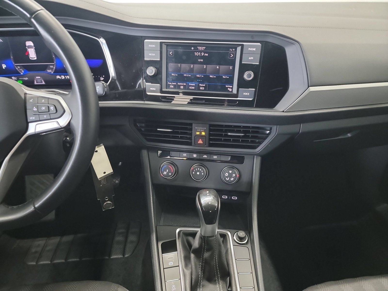 Used 2022 Volkswagen Jetta Sport FWD image 20