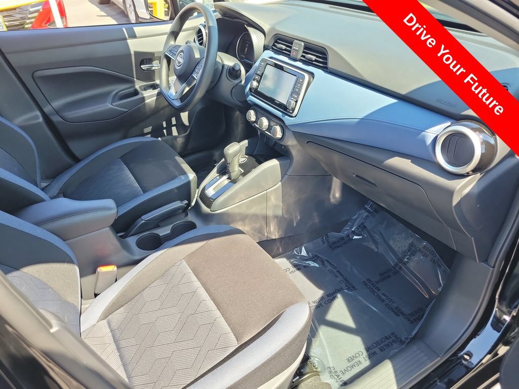 Used 2025 Nissan Versa SV w/ Trunk Package FWD image 20