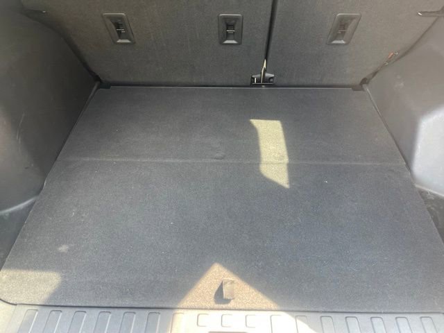 Used 2020 GMC Terrain SLE w/ Driver Convenience Package image 11