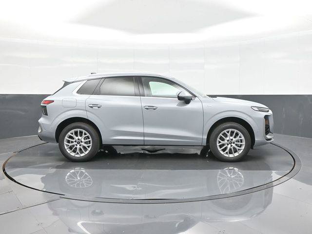 New 2026 Audi Q3 quattro 2.0T AWD/4WD image 8