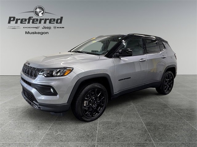 Used 2023 Jeep Compass Altitude w/ Convenience Group image 10