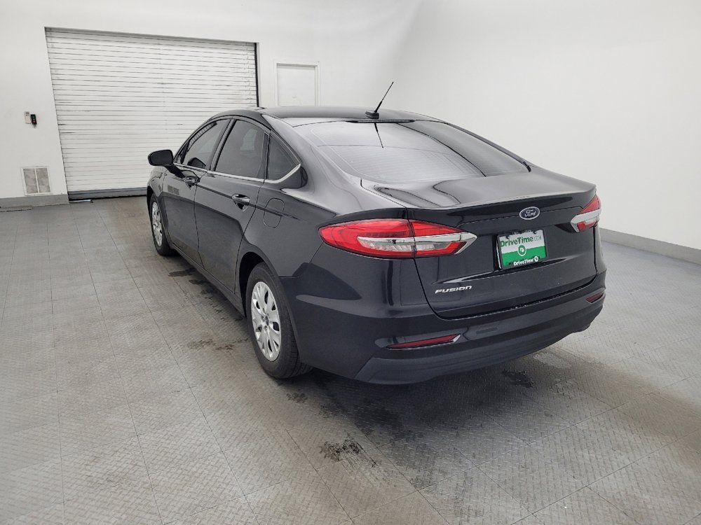 Used 2019 Ford Fusion S FWD image 5