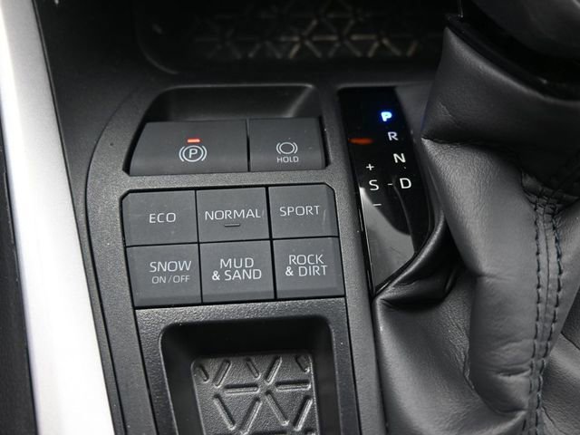Certified 2025 Toyota RAV4 XLE w/ Convenience Package image 9