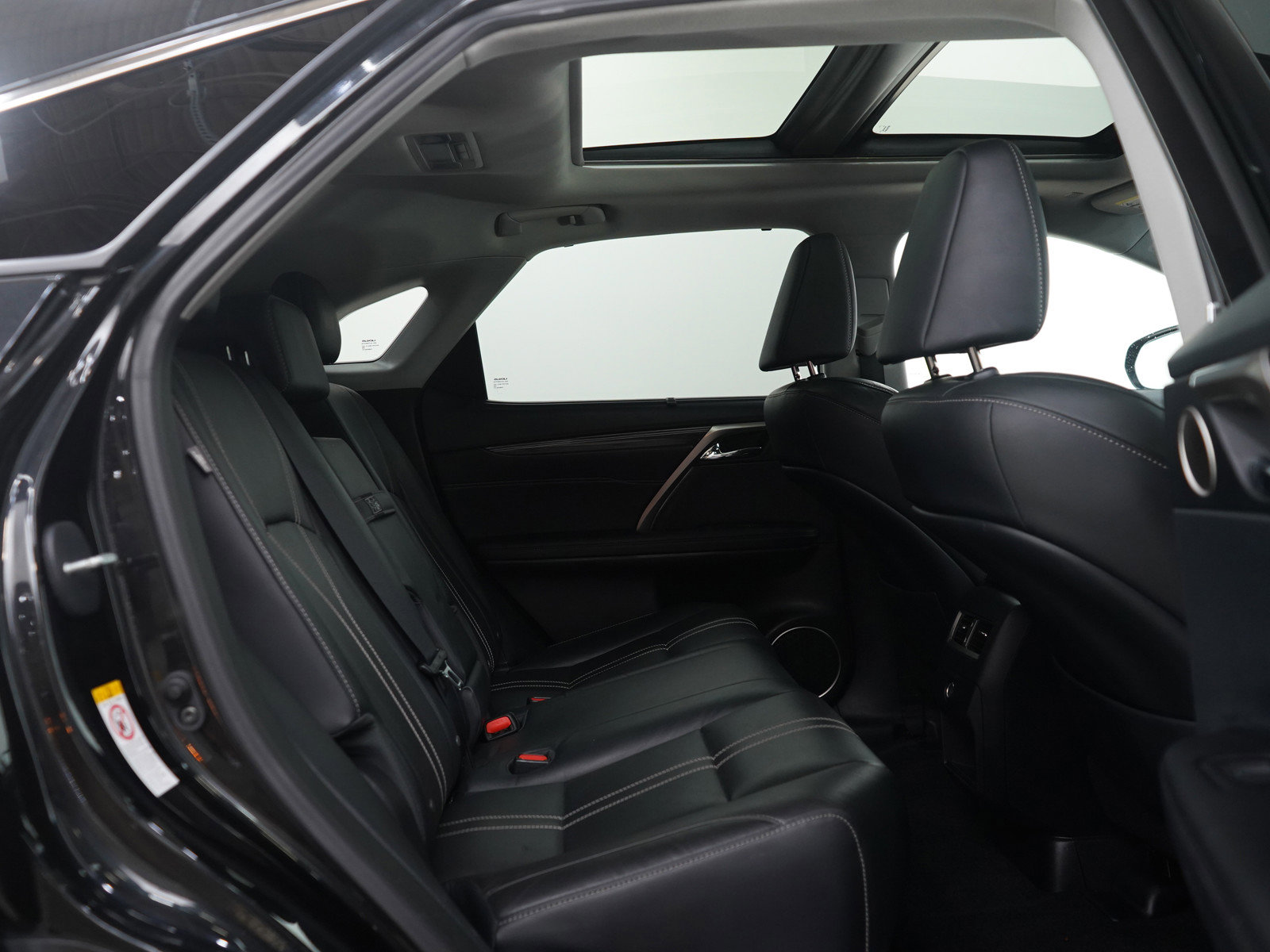 Used 2019 Lexus RX 450h AWD w/ Luxury Package image 14