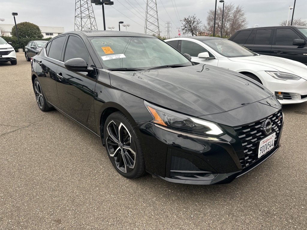 Used 2023 Nissan Altima 2.5 SR w/ SR Premium Package