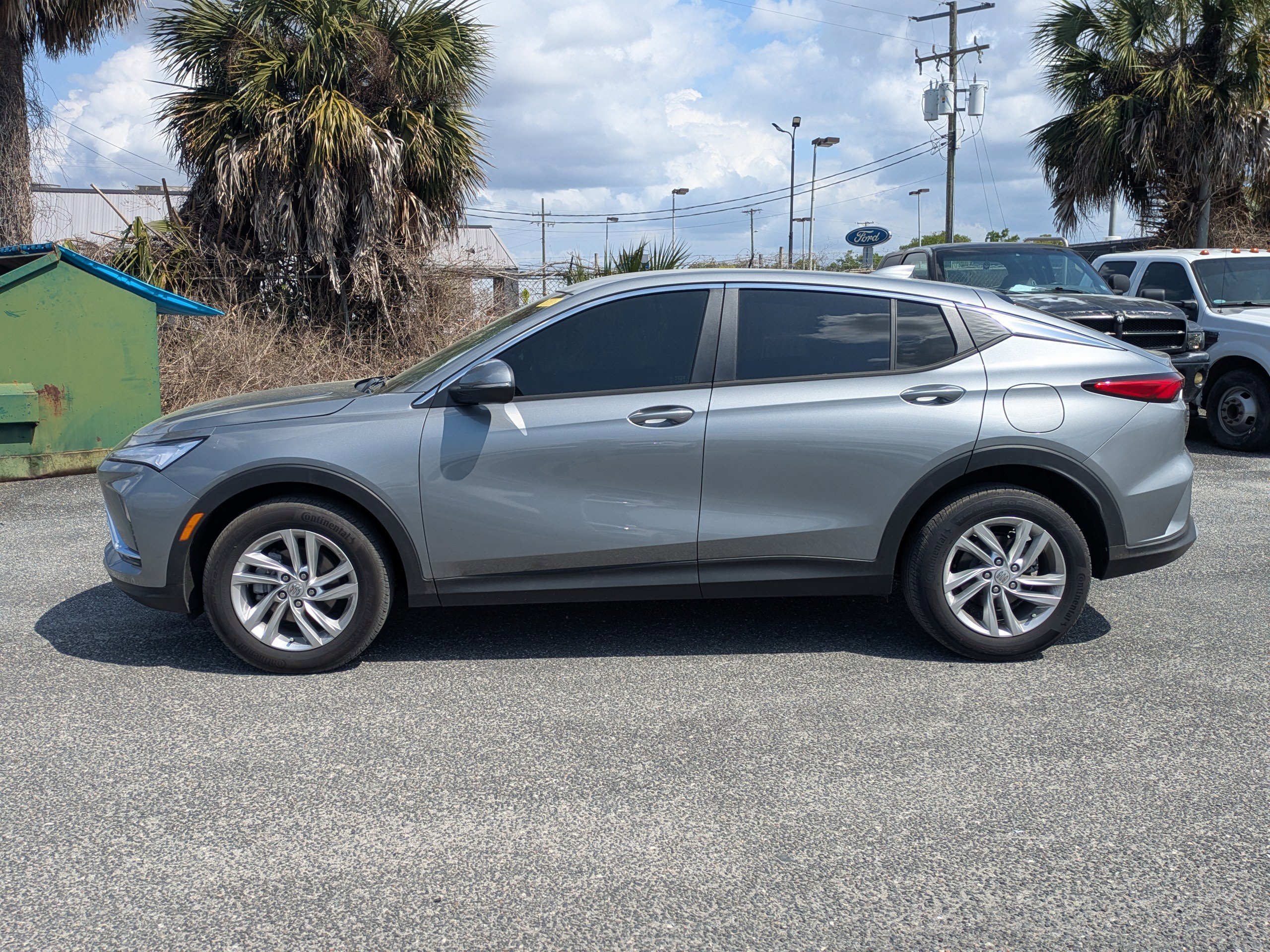 Used 2024 Buick Envista Preferred image 7