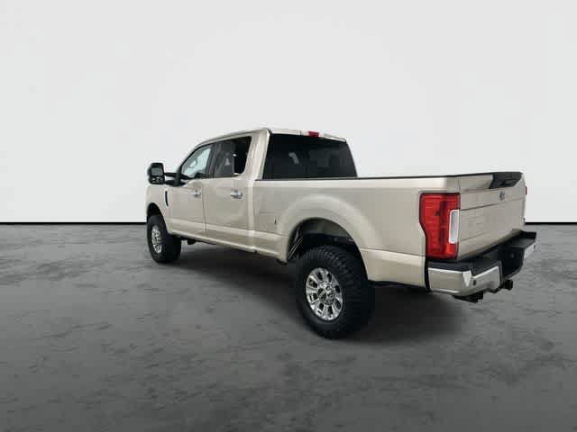 Used 2017 Ford F250 XLT w/ XLT Premium Package AWD/4WD image 9