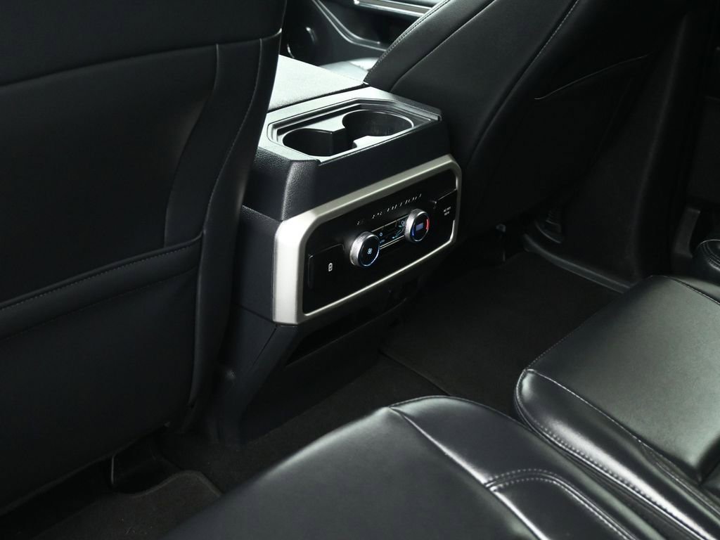 Used 2024 Ford Expedition Max XLT image 21
