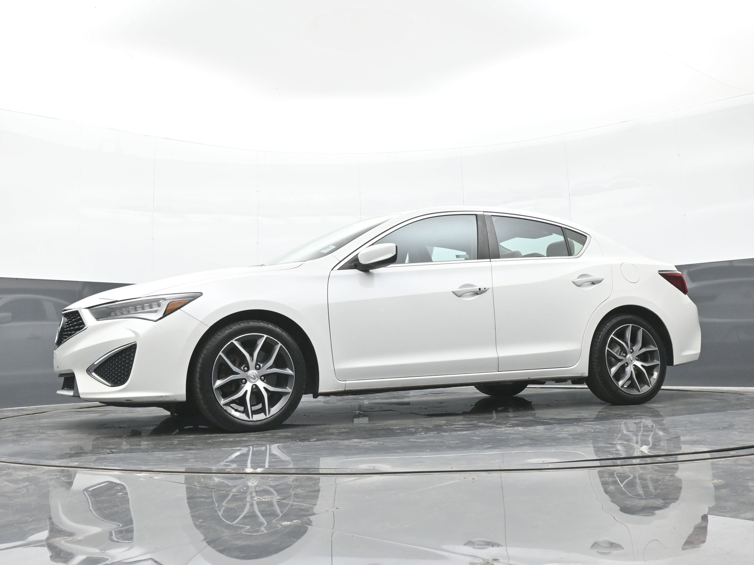 Used 2020 Acura ILX w/ Premium Package image 38