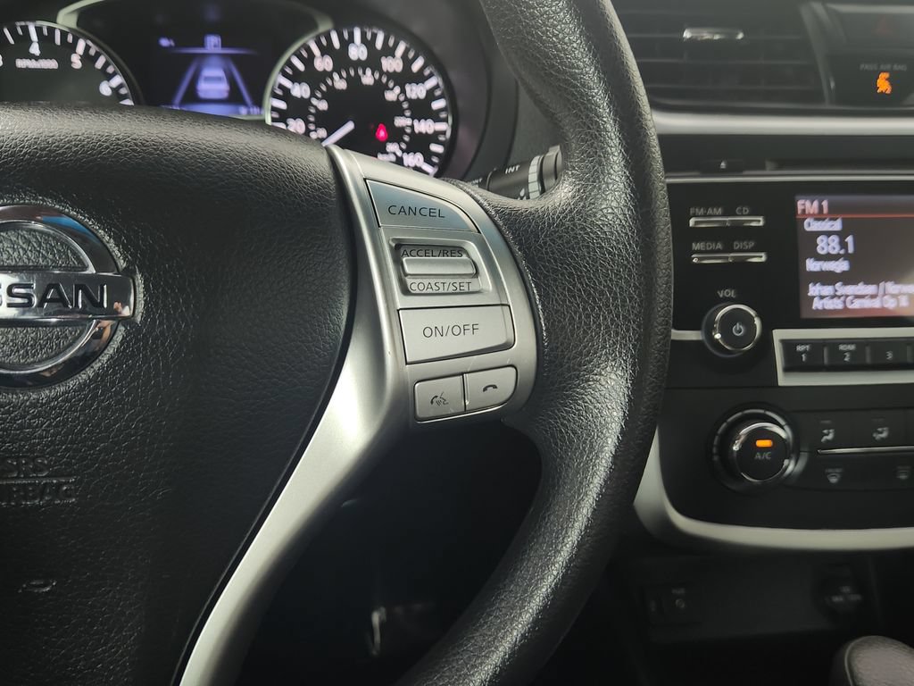 Used 2016 Nissan Altima 2.5 S w/ Power Driver Seat Package FWD image 25