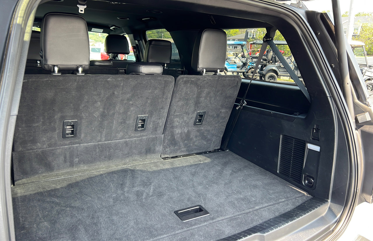 Used 2021 Ford Expedition Max Limited image 17