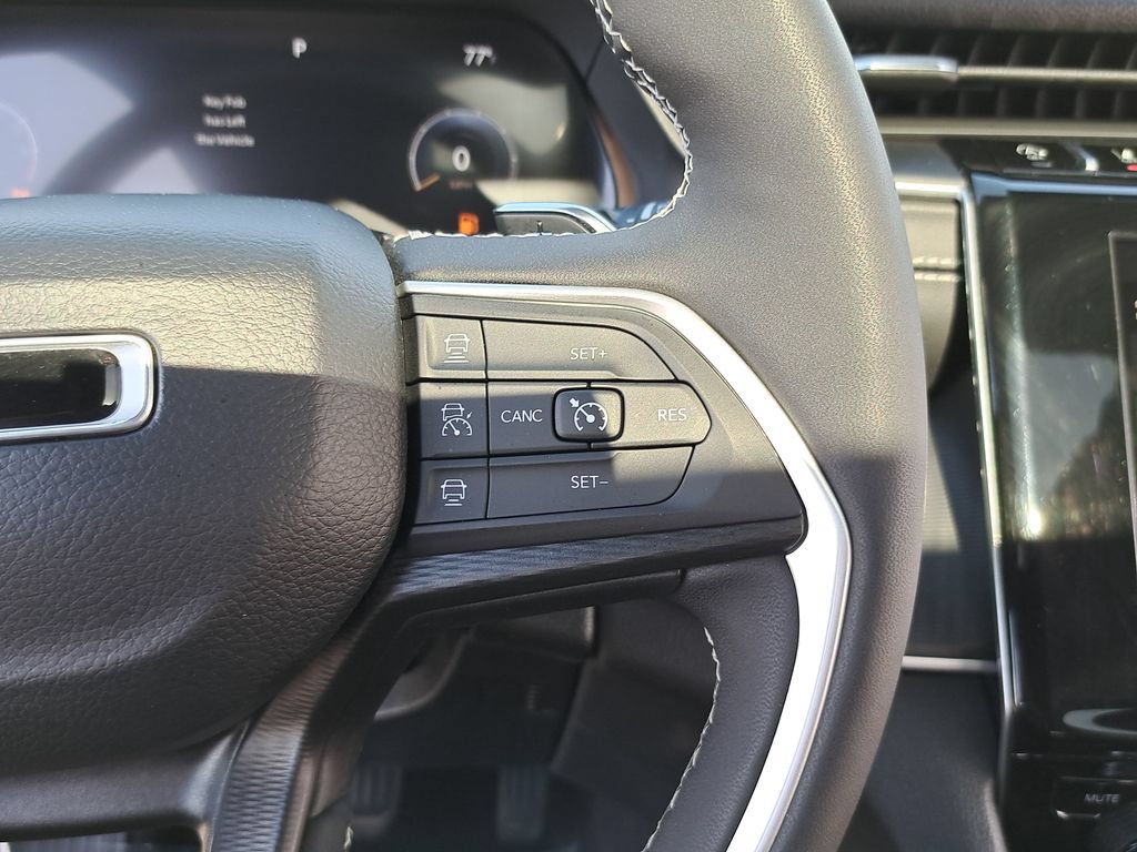 Certified 2023 Jeep Grand Cherokee L Altitude AWD/4WD image 20