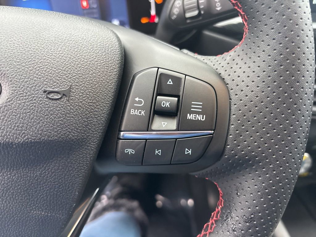 New 2026 Ford Escape ST-Line w/ Tech Pack #1 image 30