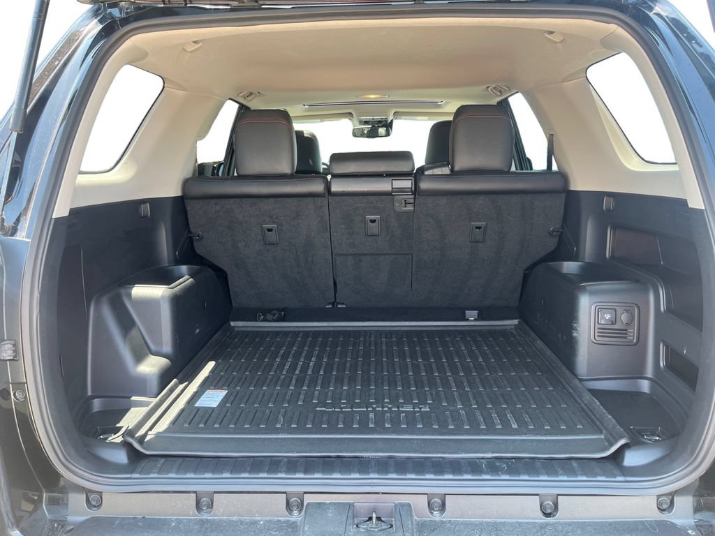 Used 2023 Toyota 4Runner TRD Off-Road Premium w/ Off Road Premium Plus Package AWD/4WD image 28
