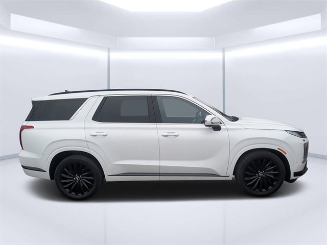 Used 2024 Hyundai Palisade Calligraphy image 2