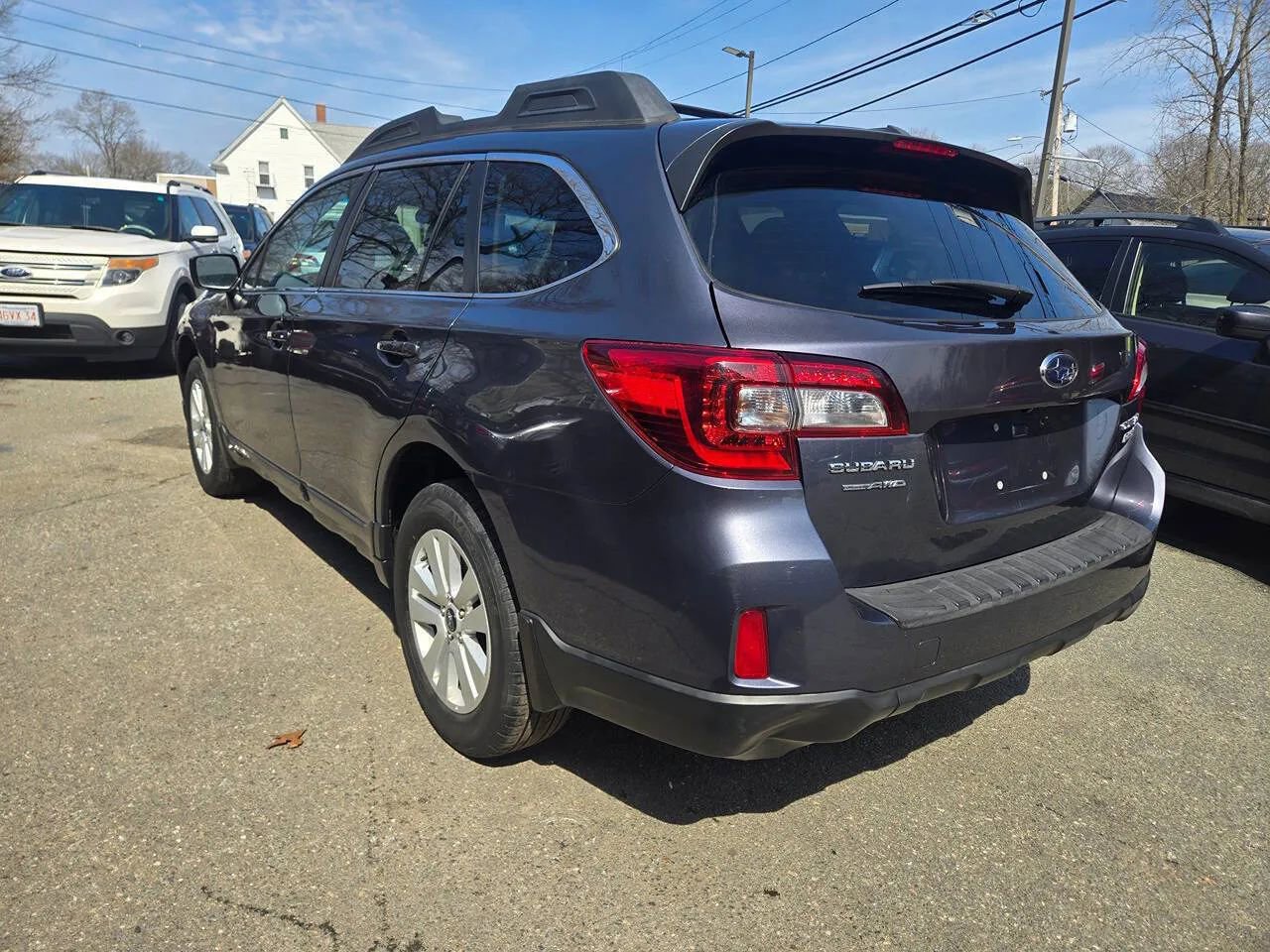 Used 2015 Subaru Outback 2.5i Premium AWD/4WD image 39
