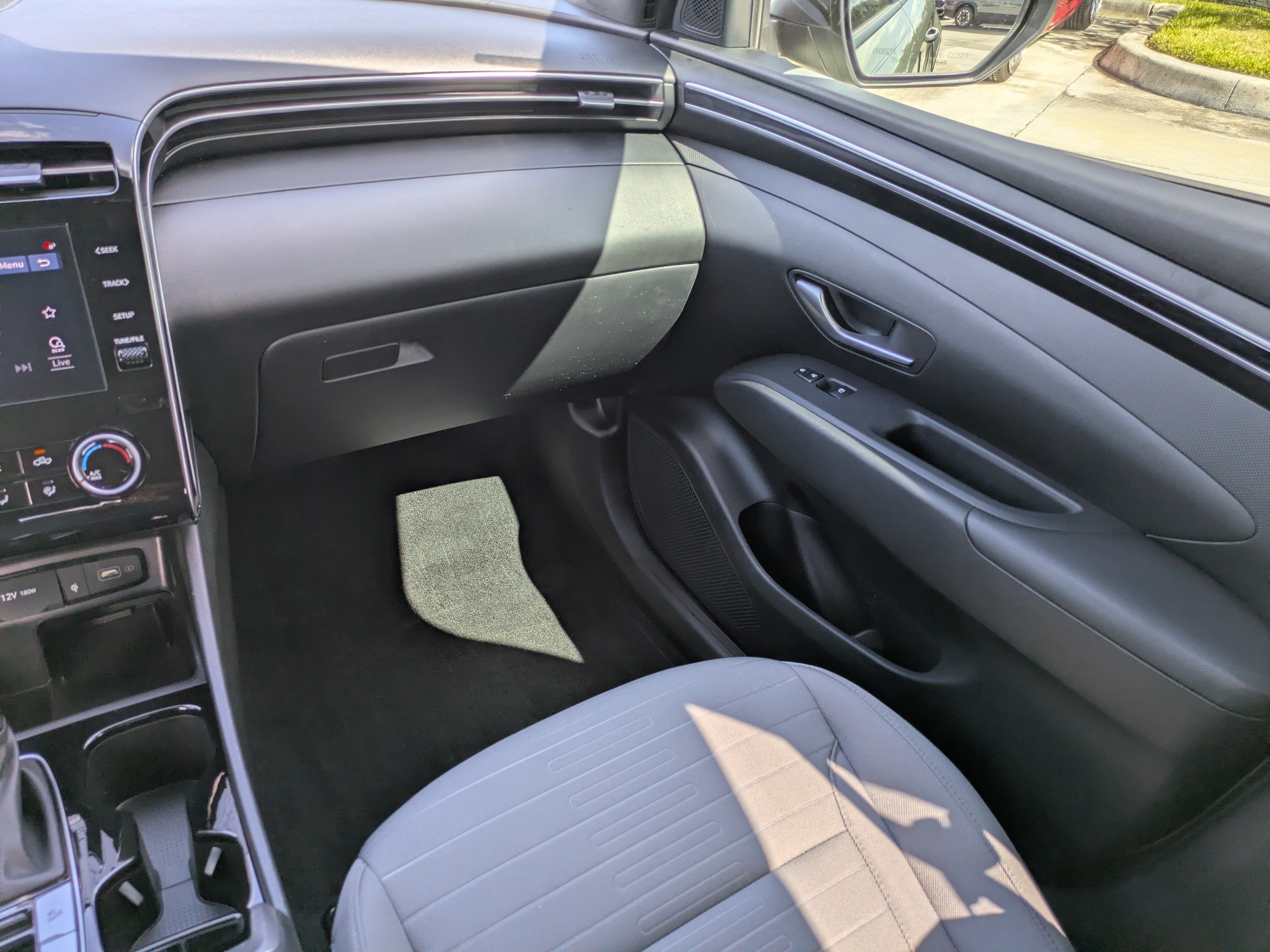 Certified 2023 Hyundai Santa Cruz SEL w/ Activity Package FWD image 15