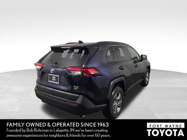 Used 2025 Toyota RAV4 XLE AWD/4WD image 7