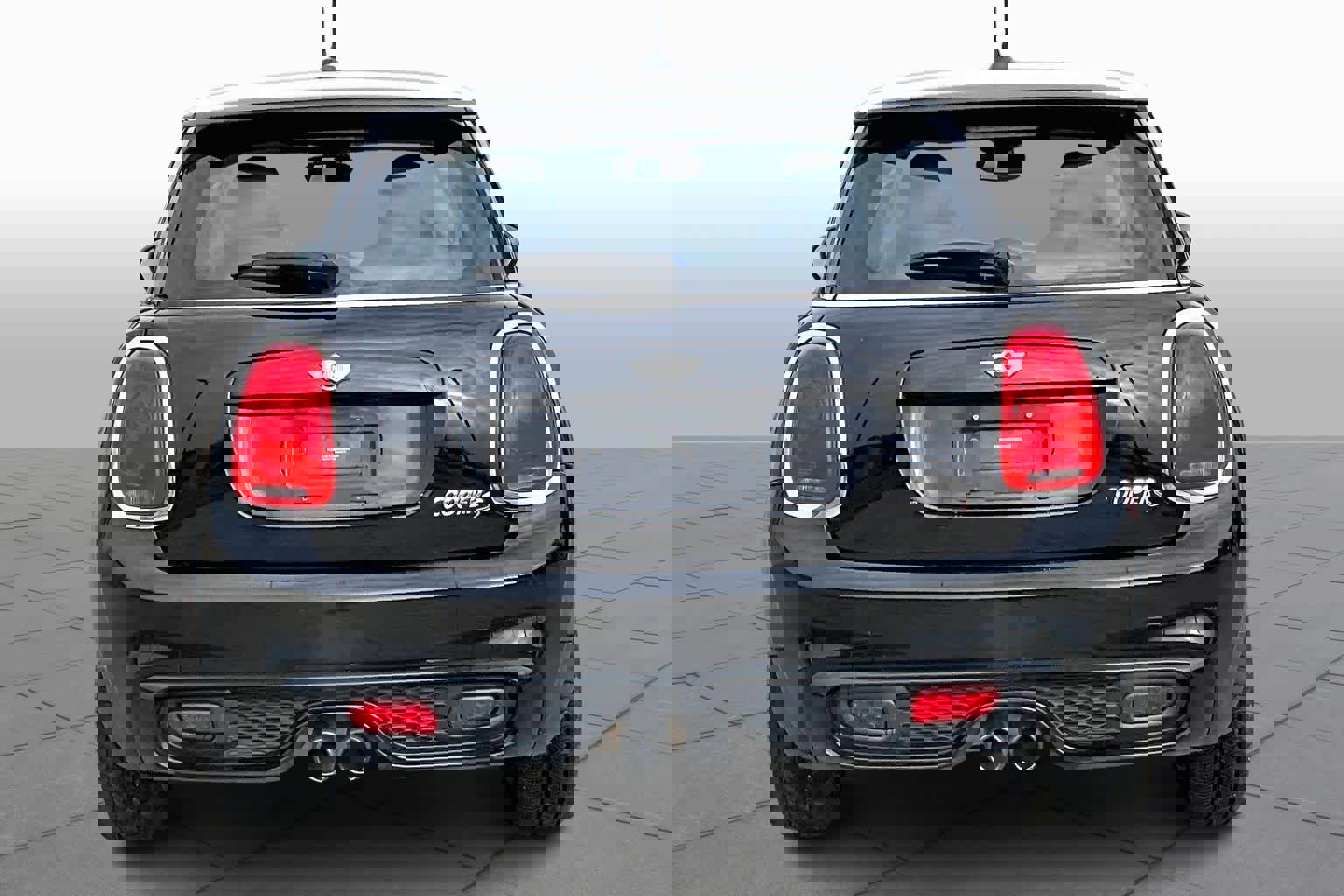 Used 2017 MINI Cooper S image 5