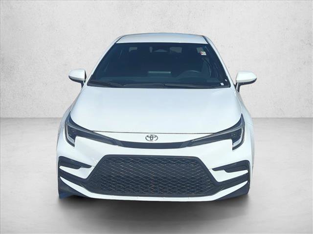 Used 2023 Toyota Corolla SE image 2