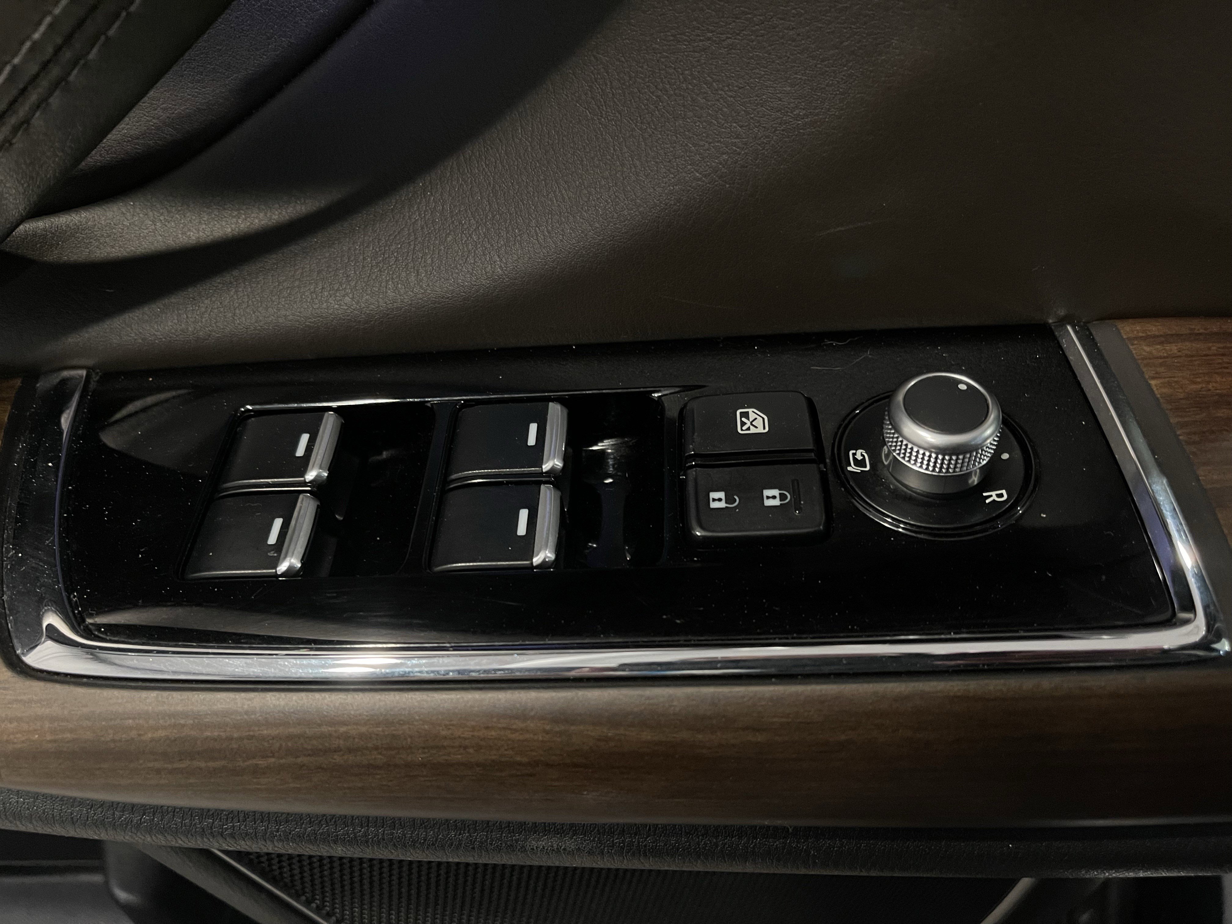 Used 2021 MAZDA CX-9 Signature image 12