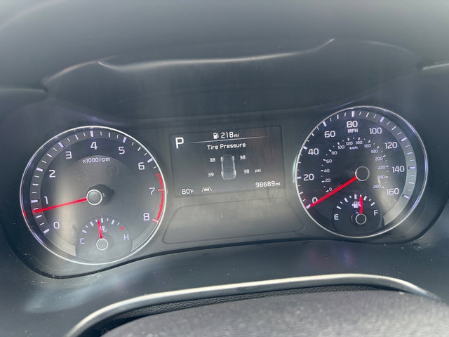 Used 2024 Kia Forte LXS FWD image 9