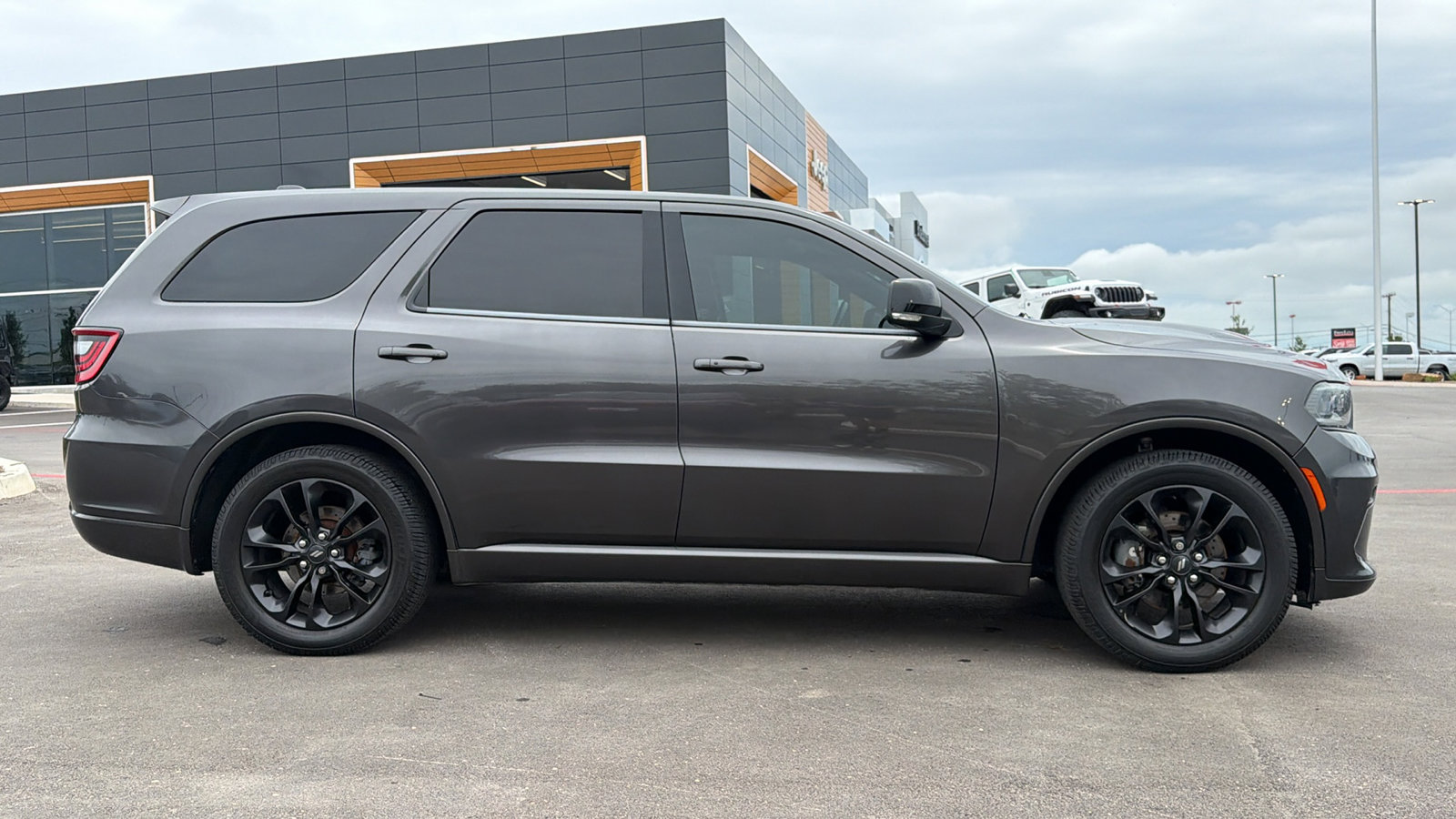 Used 2021 Dodge Durango GT RWD image 4