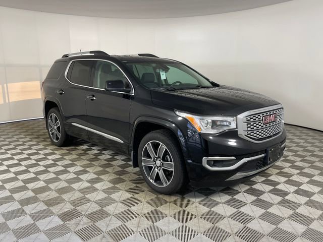 Certified 2018 GMC Acadia Denali w/ Technology Package image 18