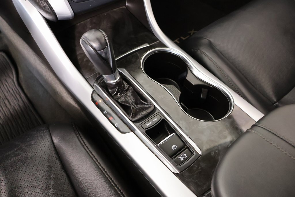 Used 2018 Acura TLX w/ Technology Package image 9