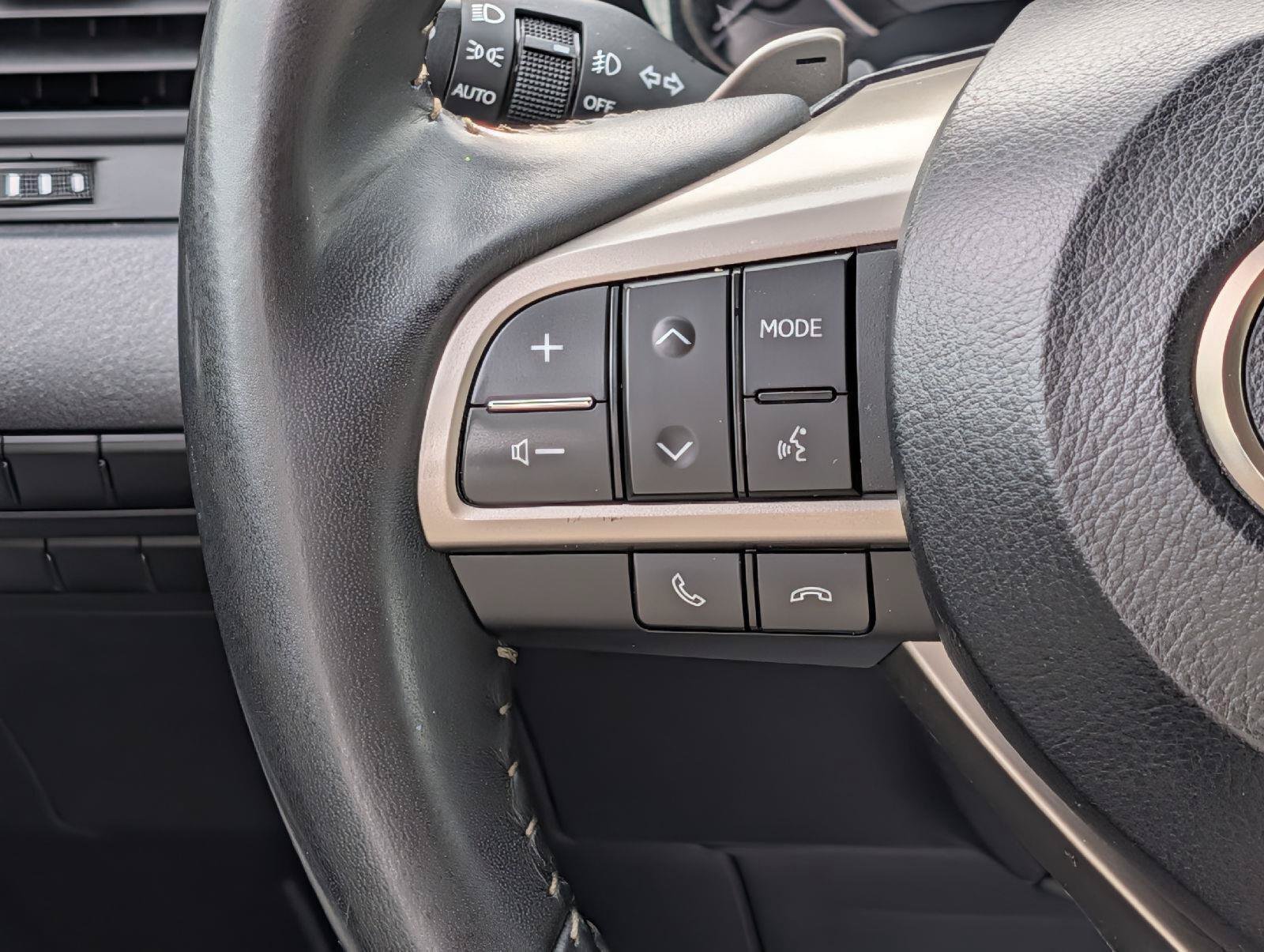 Used 2022 Lexus RX 350 AWD w/ Premium Package image 14