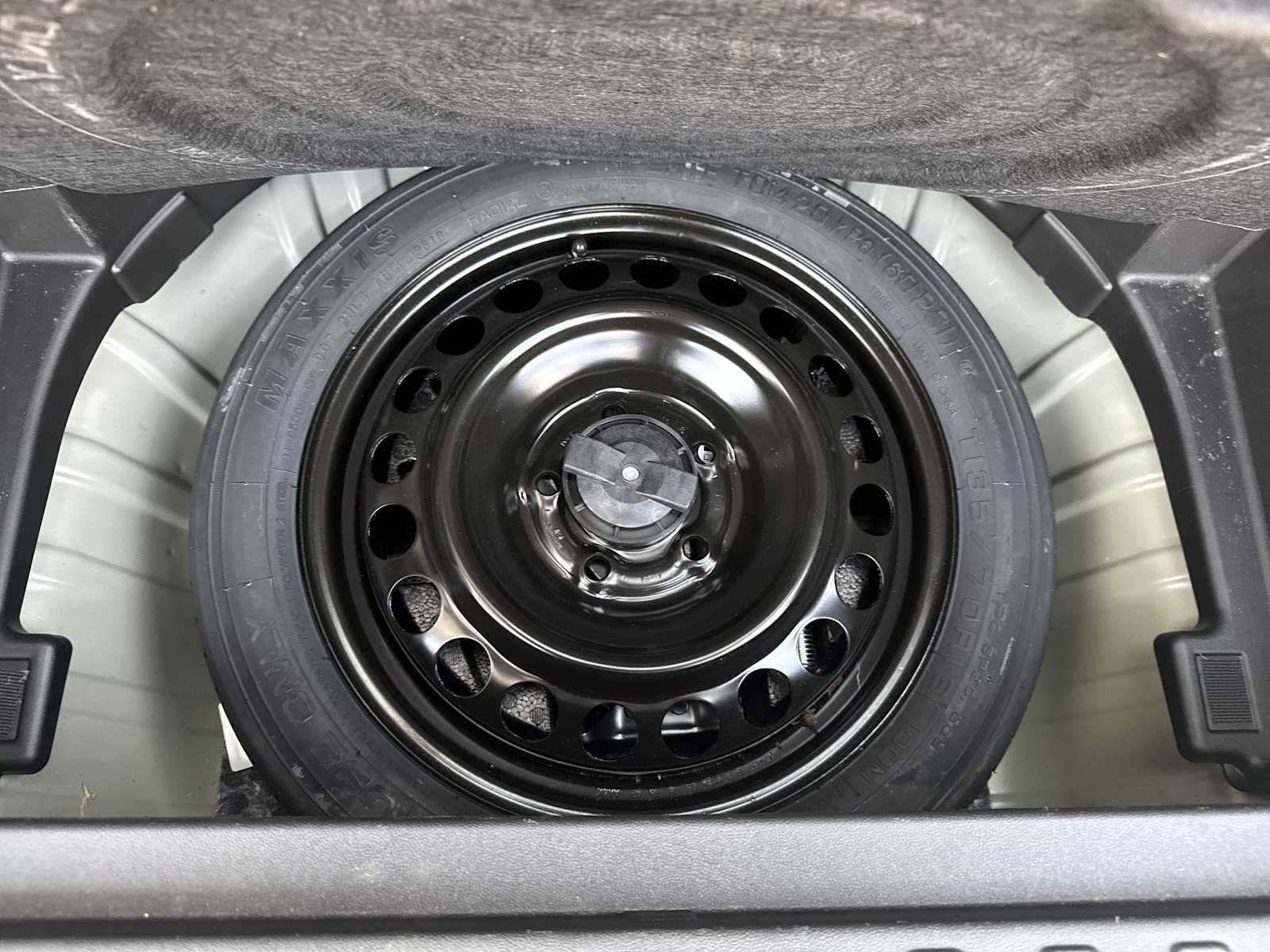 Certified 2019 Chevrolet Equinox LT FWD image 31