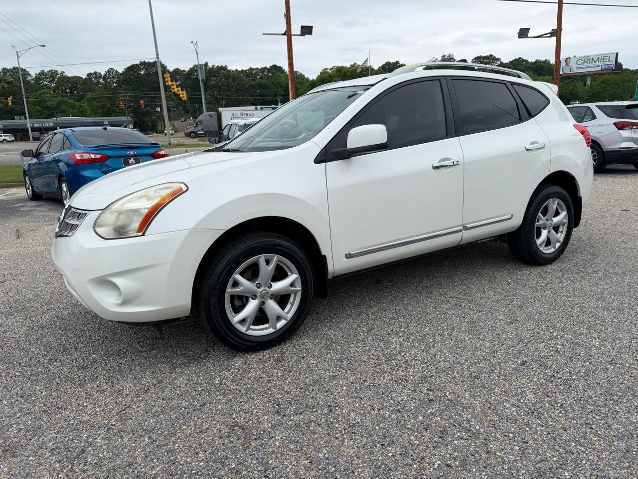 Used 2011 Nissan Rogue SV FWD image 14