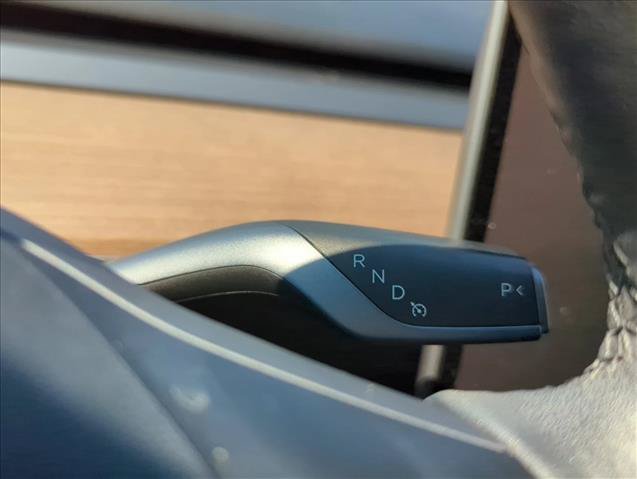 Used 2023 Tesla Model Y Long Range AWD/4WD image 26