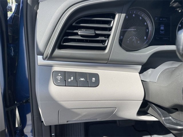 Used 2020 Hyundai Elantra SEL w/ Cargo Package (C1) image 16